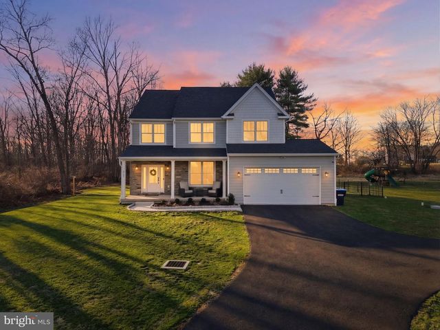 2408 DIAMOND ST, Sellersville, PA 18960