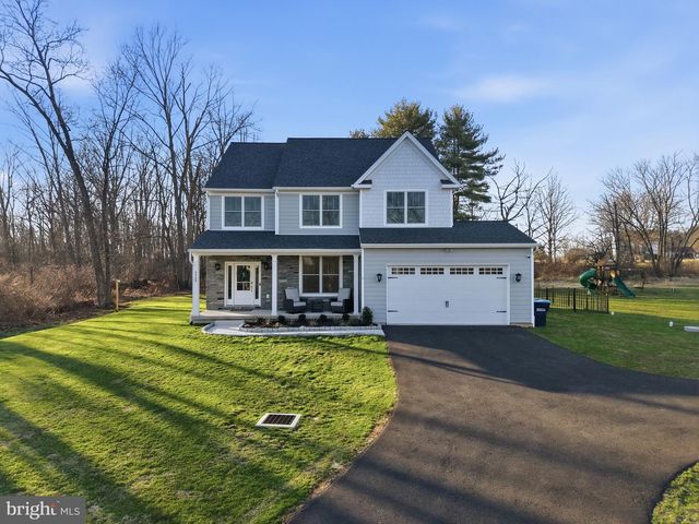 2408 DIAMOND ST, Sellersville, PA 18960