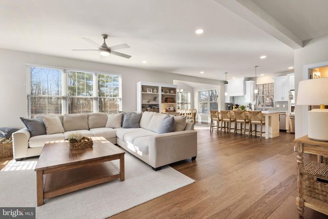 2408 DIAMOND ST, Sellersville, PA 18960