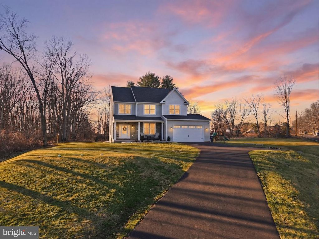 2408 DIAMOND ST, Sellersville, PA 18960