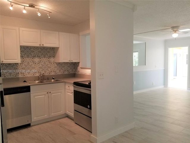 11334 Royal Palm Boulevard 11334, Coral Springs, FL 33065