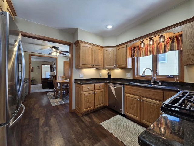 461 E Haseltine Street, Richland Center, WI 53581