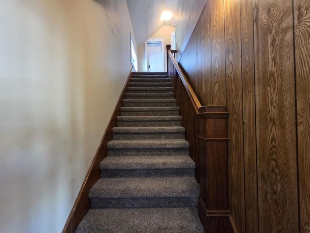 461 E Haseltine Street, Richland Center, WI 53581