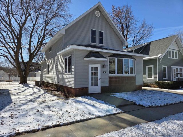 461 E Haseltine Street, Richland Center, WI 53581