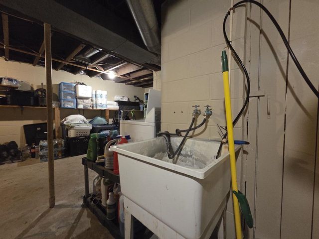 461 E Haseltine Street, Richland Center, WI 53581