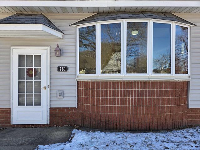 461 E Haseltine Street, Richland Center, WI 53581