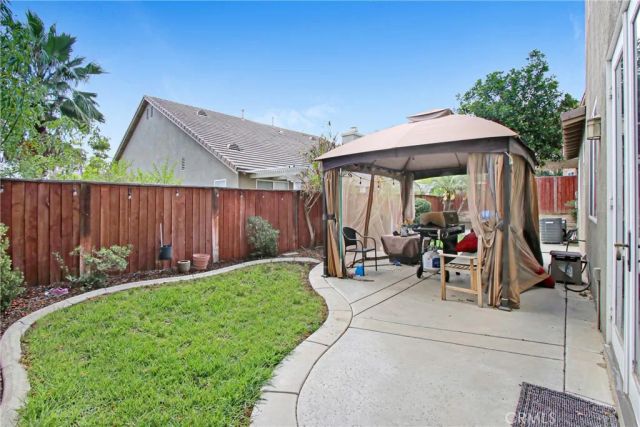 25050 Cliffrose, Corona, CA 92883