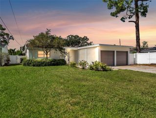 4870 VENETIAN BOULEVARD NE, St Petersburg, FL 33703