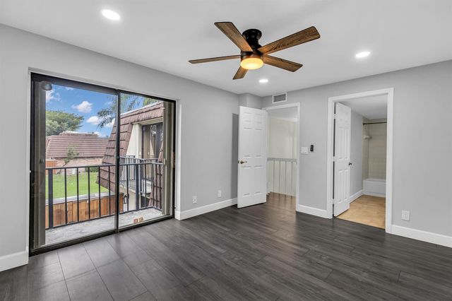 3885 Louis Drive 1203, Lake Worth, FL 33461