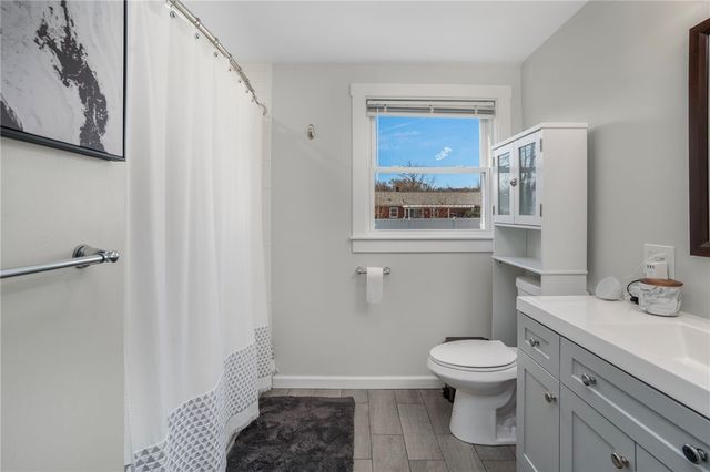26 Lorraine Avenue, Coventry, RI 02816