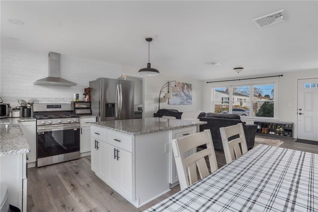 26 Lorraine Avenue, Coventry, RI 02816