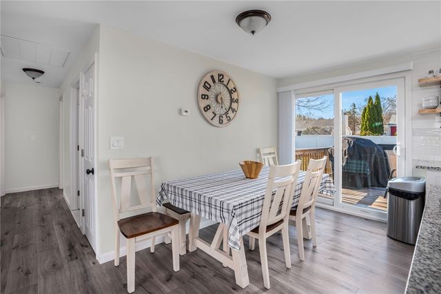 26 Lorraine Avenue, Coventry, RI 02816