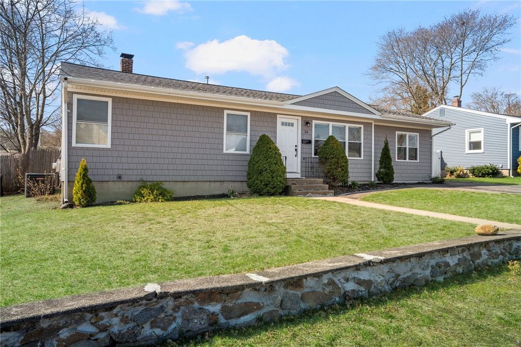 26 Lorraine Avenue, Coventry, RI 02816