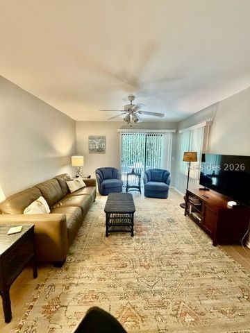 43 Folly Field Rd Apt 42, Hilton Head Island, SC 29928