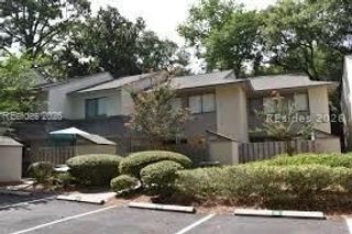 43 Folly Field Rd Apt 42, Hilton Head Island, SC 29928