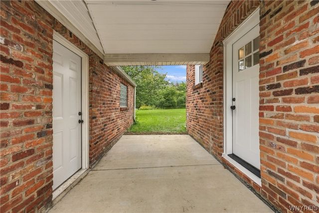 2125 Transit Road, Elma, NY 14059