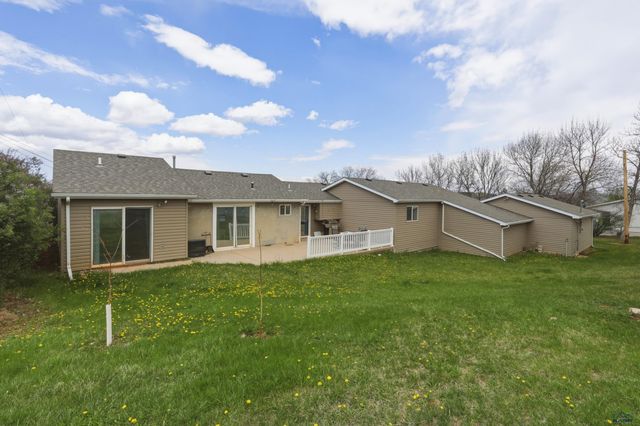 5521 ASH, Black Hawk, SD 57718