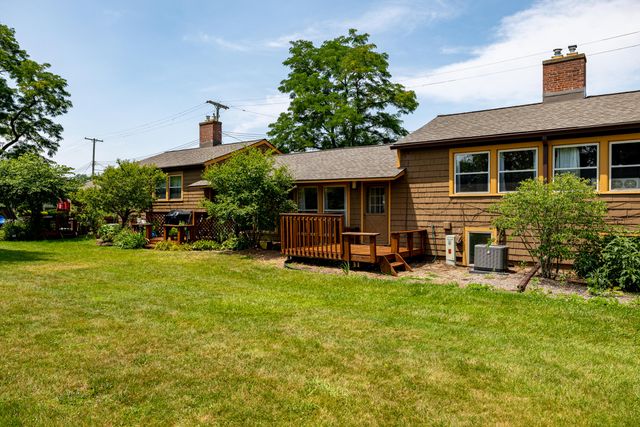 2307 Pittsfield Boulevard, Ann Arbor, MI 48104