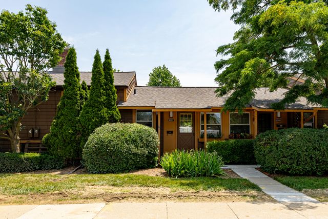 2307 Pittsfield Boulevard, Ann Arbor, MI 48104