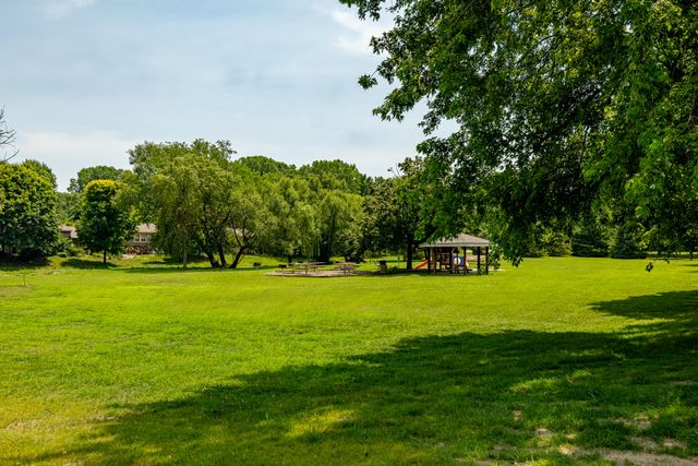 2307 Pittsfield Boulevard, Ann Arbor, MI 48104