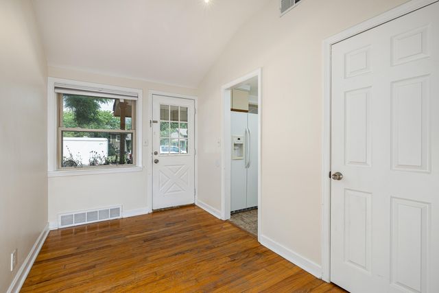 2307 Pittsfield Boulevard, Ann Arbor, MI 48104