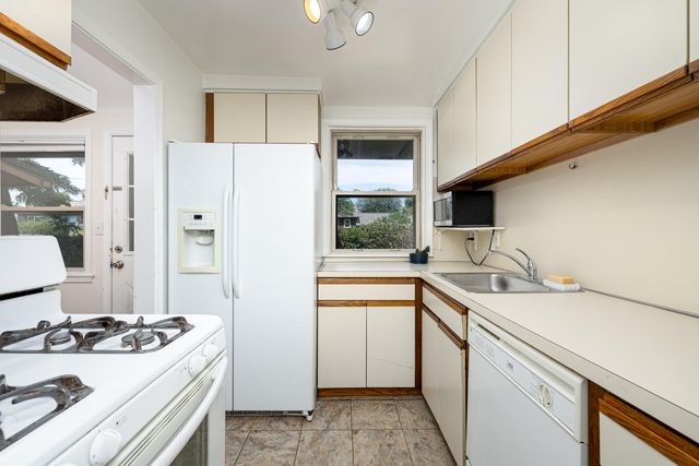 2307 Pittsfield Boulevard, Ann Arbor, MI 48104