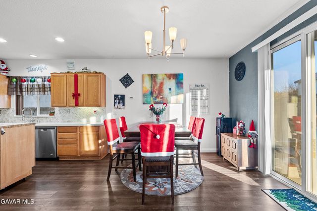 2756 Garnet Lane, Lancaster, CA 93535