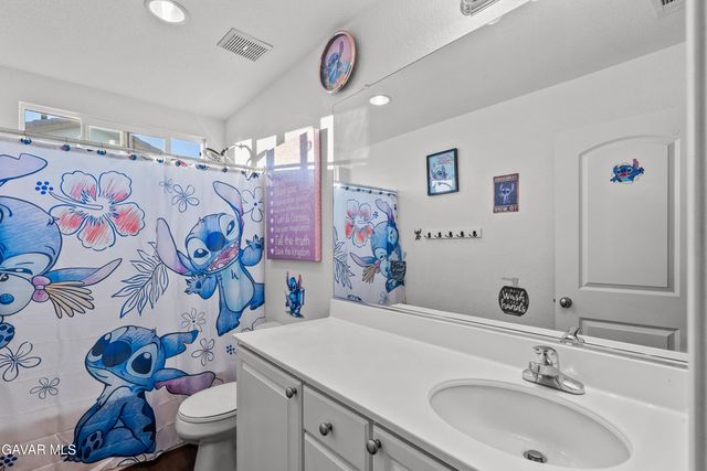 2756 Garnet Lane, Lancaster, CA 93535