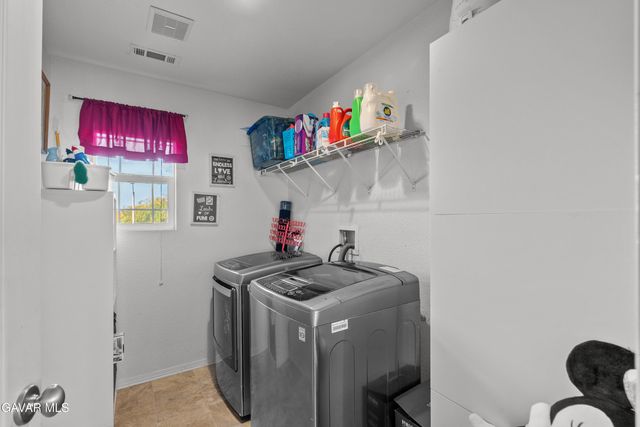 2756 Garnet Lane, Lancaster, CA 93535