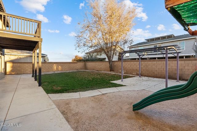 2756 Garnet Lane, Lancaster, CA 93535