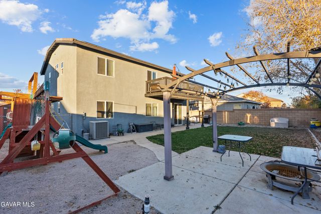 2756 Garnet Lane, Lancaster, CA 93535
