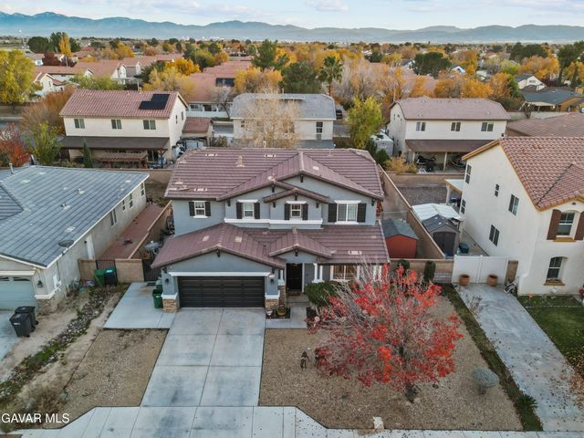 2756 Garnet Lane, Lancaster, CA 93535