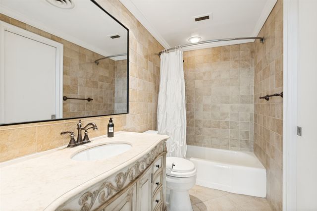 6211 W Northwest Highway 803, Dallas, TX 75225