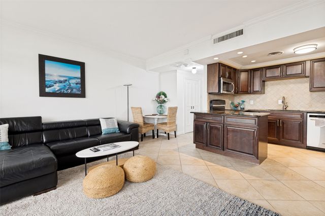 6211 W Northwest Highway 803, Dallas, TX 75225