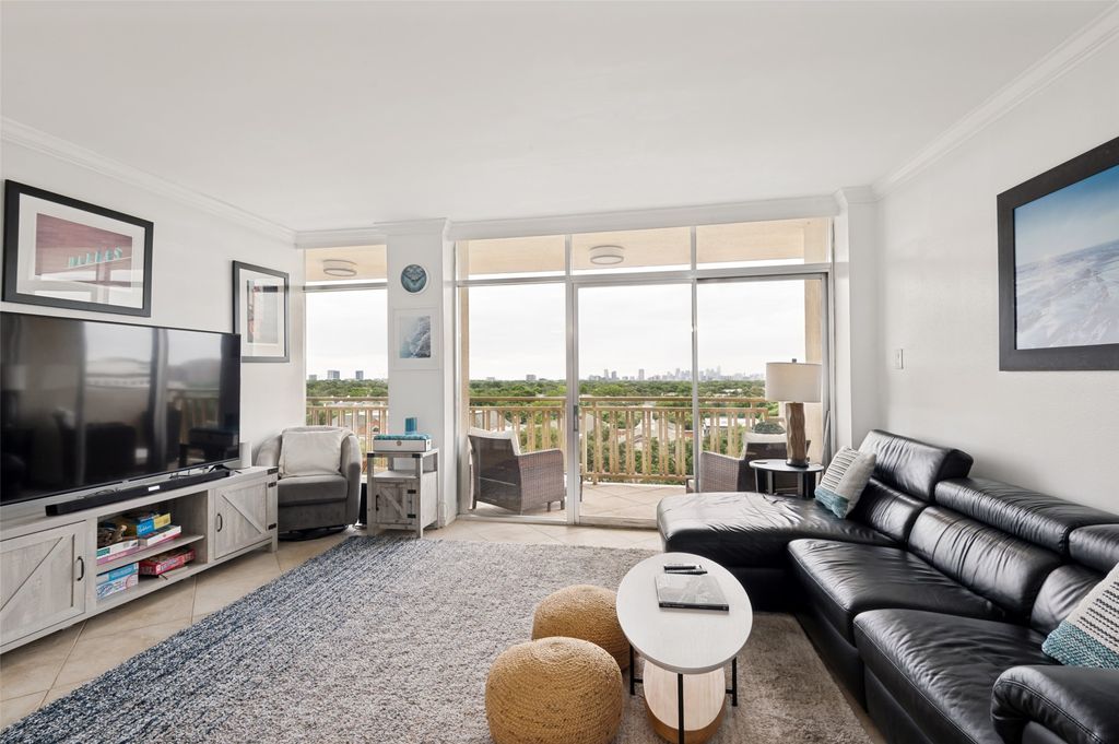 6211 W Northwest Highway 803, Dallas, TX 75225