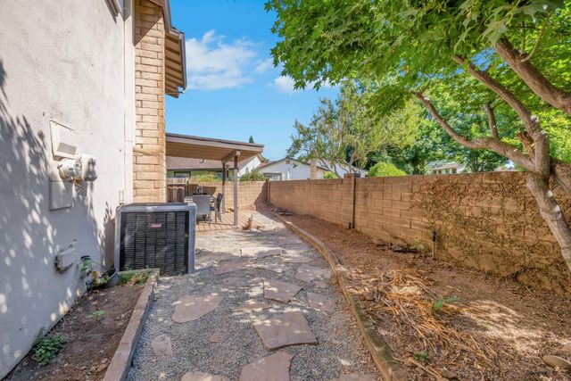 2229 Kingstree Ln, Rancho Cordova, CA 95670