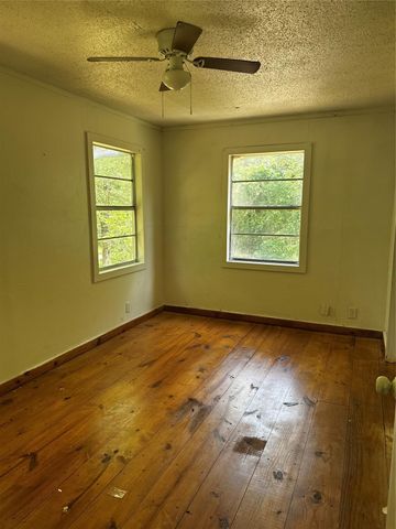 467 Indian Oaks, Livingston, TX 77351