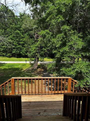 467 Indian Oaks, Livingston, TX 77351