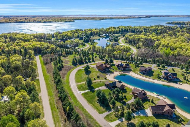 W5561 Castaway Drive, New Lisbon, WI 53950