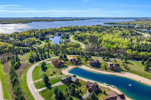 W5561 Castaway Drive, New Lisbon, WI 53950