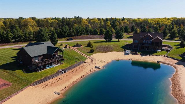 W5561 Castaway Drive, New Lisbon, WI 53950