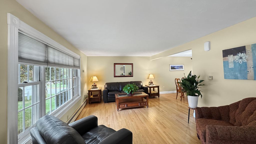 51 Essex Street, Sanford, ME 04073 — photo 3