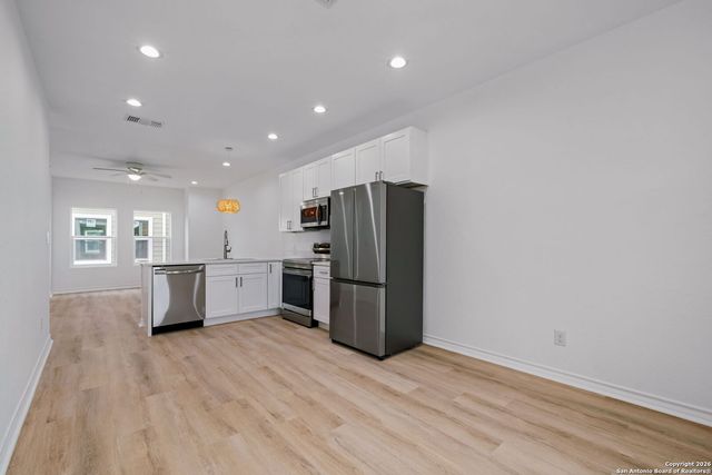 1510 S Essex St 101,102, San Antonio, TX 78210