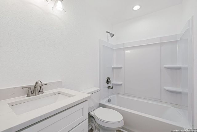 1510 S Essex St 101,102, San Antonio, TX 78210