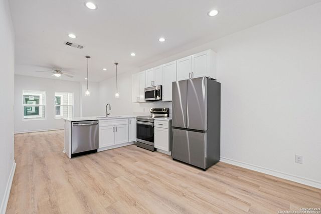 1510 S Essex St 101,102, San Antonio, TX 78210