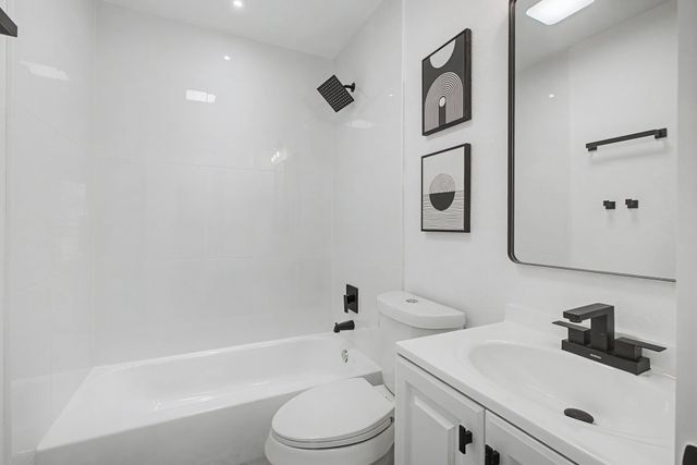 806 Laguna Drive, Garland, TX 75043