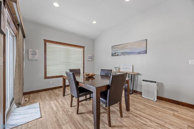 6511 Osgood Parkway S, Fargo, ND 58104