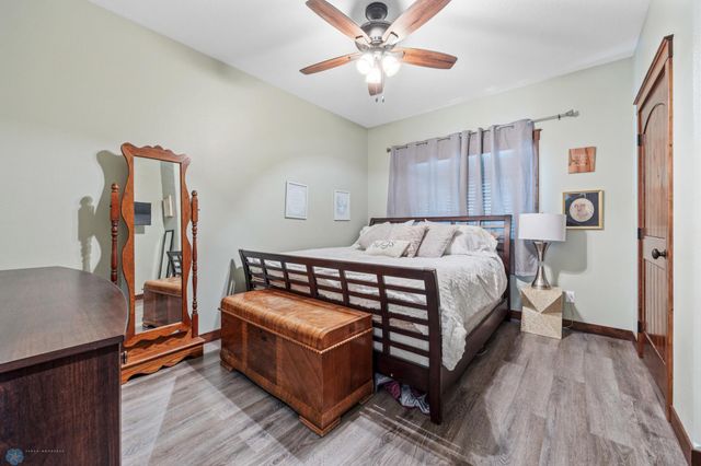 6511 Osgood Parkway S, Fargo, ND 58104