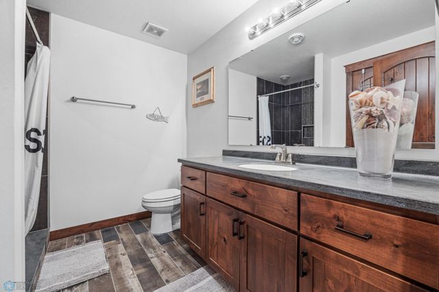 6511 Osgood Parkway S, Fargo, ND 58104