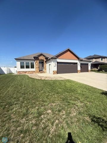 6511 Osgood Parkway S, Fargo, ND 58104